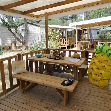 Camping Sunissim Santa Elena Ciutat مكان تخييم
